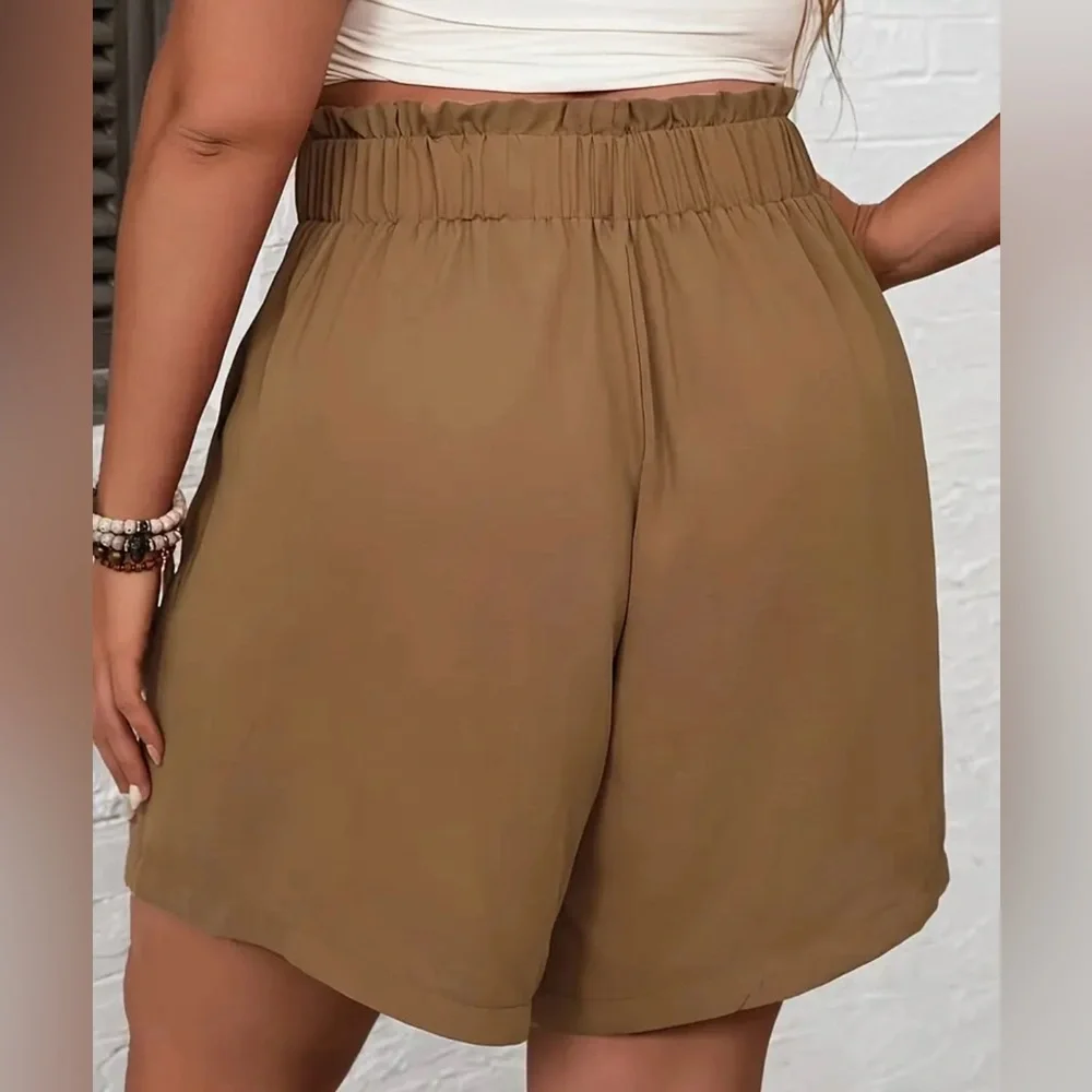 Women's Tan High-Waisted Shorts Size 4X Never Worn - Picture 4 of 8